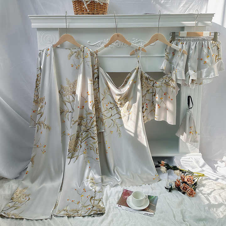 Women's sleepwear 