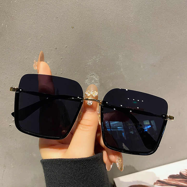 Exquisite Color Unique Design Gradient Sunglasses 