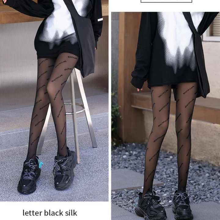 Socks Women's Cute Love Circle Patternجوارب نسائية ضيقة شفافة بتصميم جاكار مخصص