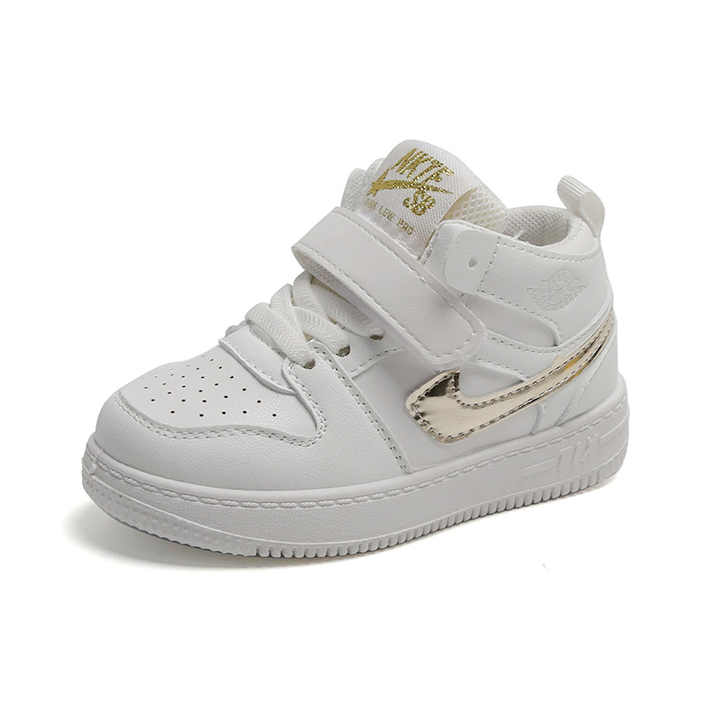 Girls' sports shoes 