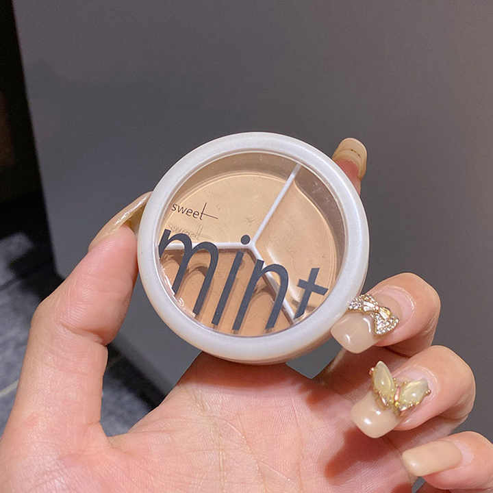 Face concealer