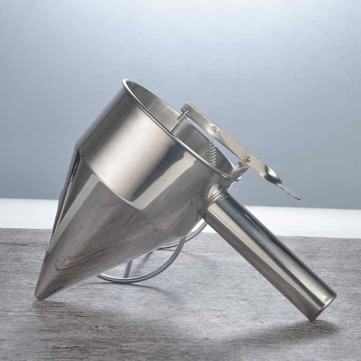 baking molds and tools 