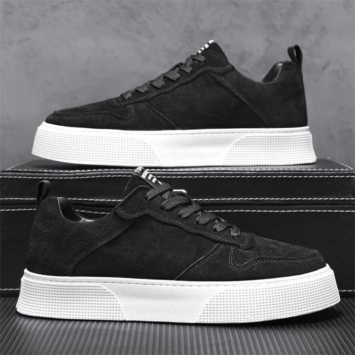 Lightweight casual sports shoes 