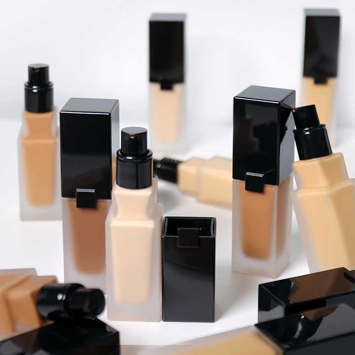 Black skin foundation, matte foundation that supports full-coverage foundation makeup. 
