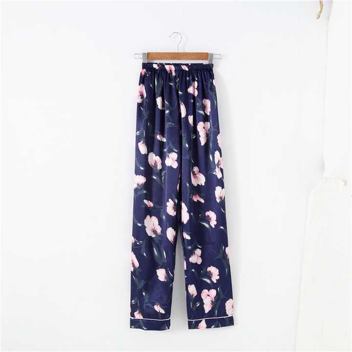 طقم بيجامة نسائية للنوم بتصميم مخصص وعصري من أحدث التصميمات للبيع بالجملة طقم بيجامة نسائية للنومCustom and modern design women's sleepwear pajama set, latest design wholesale women's sleepwear pajama set