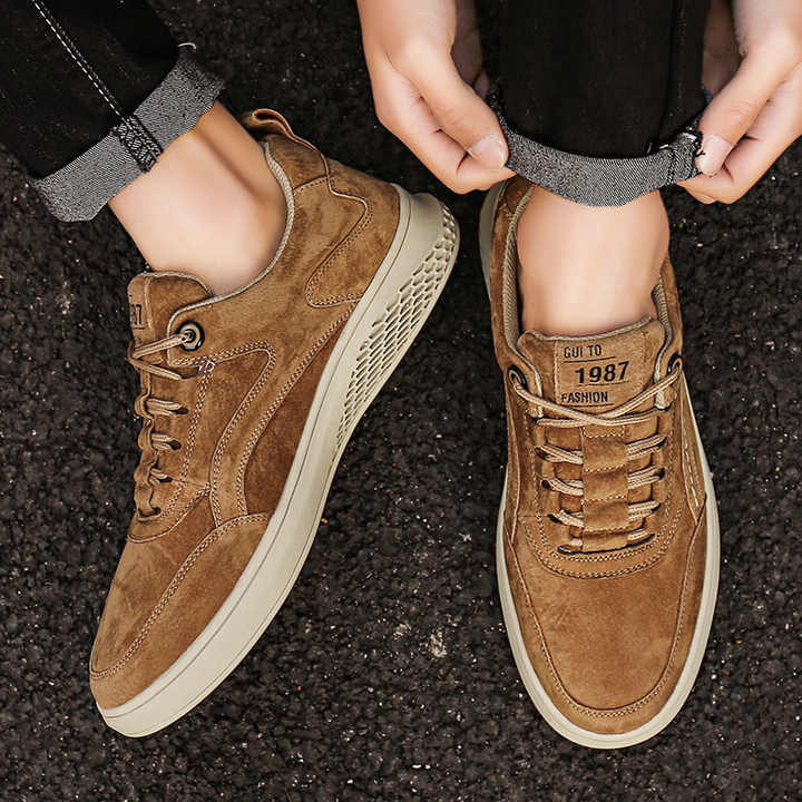Men's casual shoes in the air