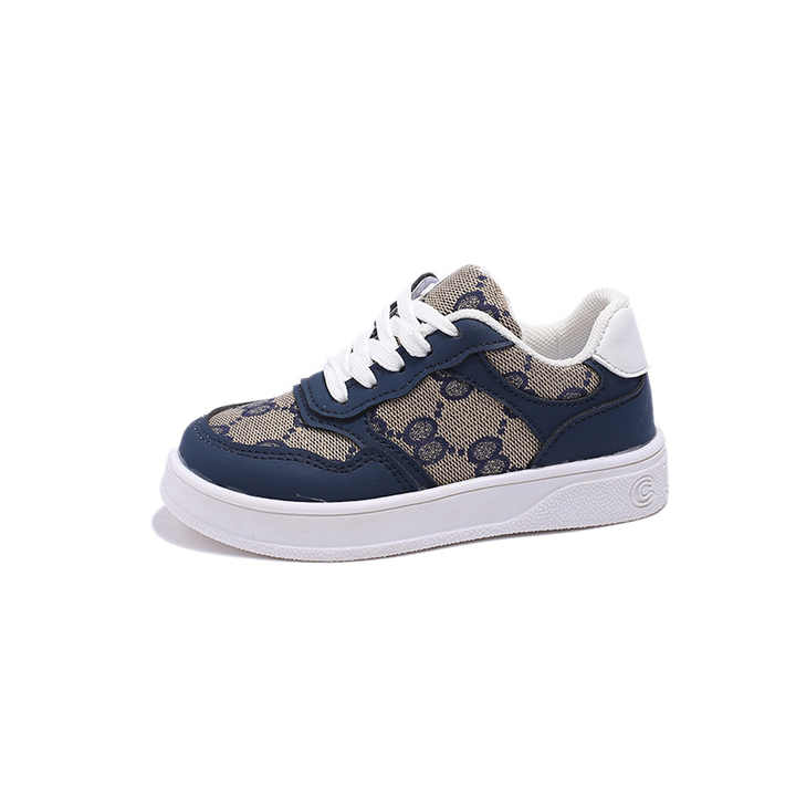 New high quality sneakers. 