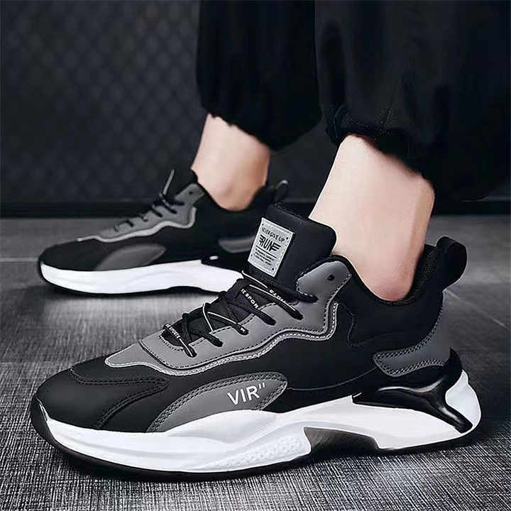 casual sneakers 