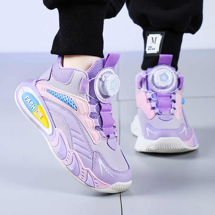 New high quality sneakers. 