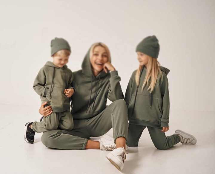 Matching Family Outfits 