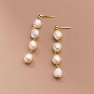 dangling earrings 