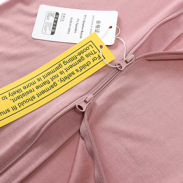 Newborn baby clothes 