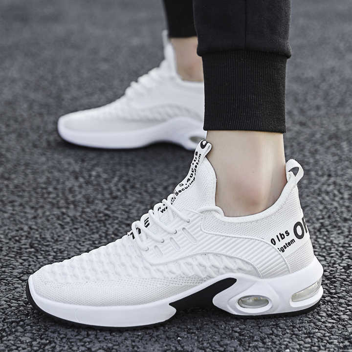 Casual sports shoes