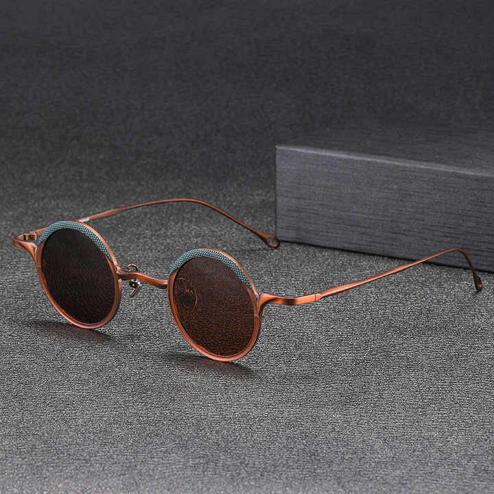 round sunglasses 