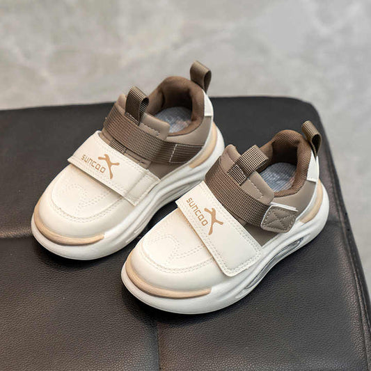 Fashionable sneakers for boys