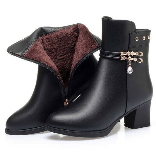 Women's thick soft leather shoes 