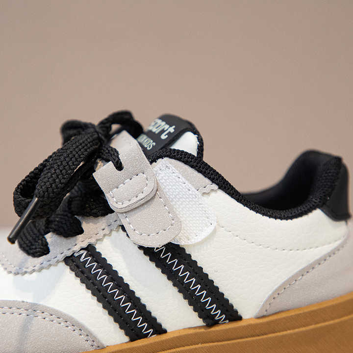 أحذية أولاد جديدة عالية الجودة من سنتين إلى . New High Quality Boys Shoes 2-3 Years Old Kids Anti-slip