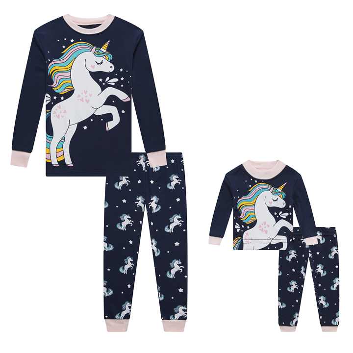 طقم بيجامات كم طويل