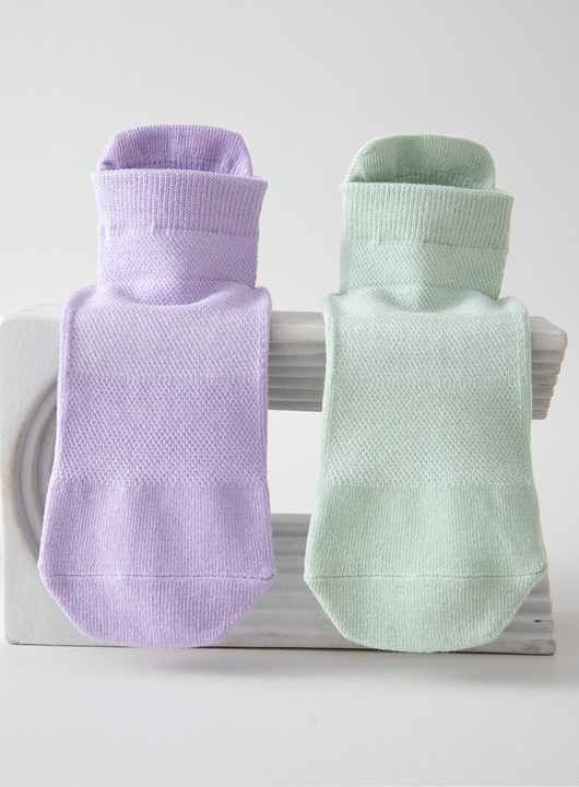 Women's yoga socks 
