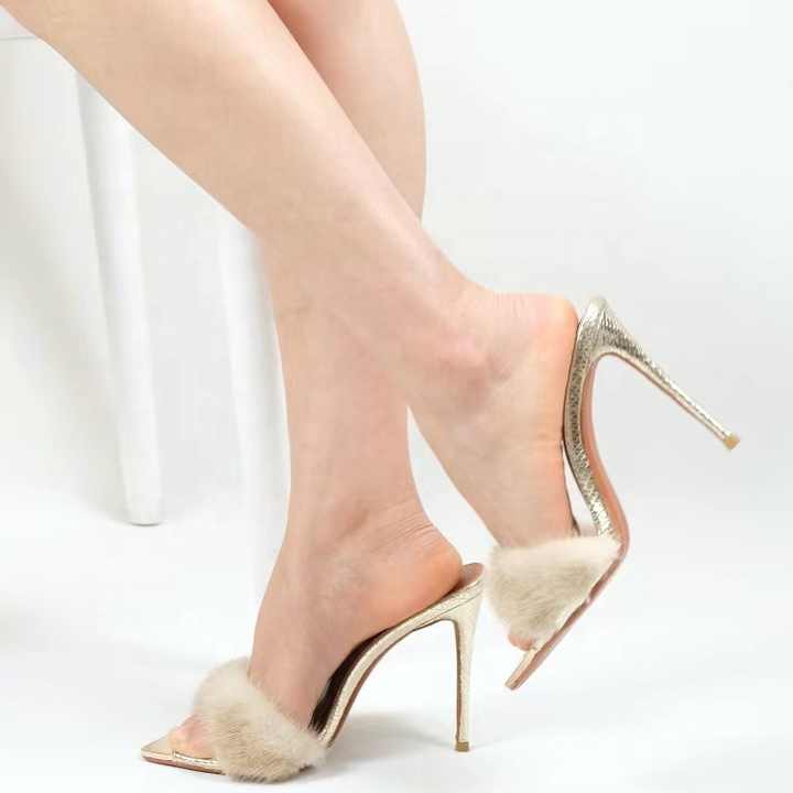 أحذية كعب نسائية فاخرة من فرو المنك
