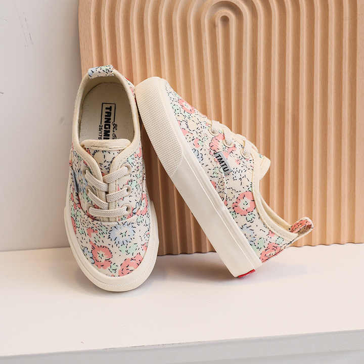 Fashionable Polka Dot Printed Casual Shoes