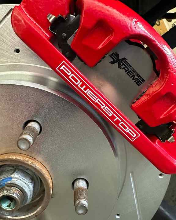 Brake pads, suspension and brake system 