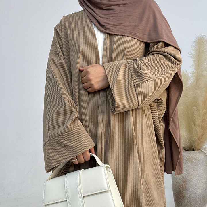 عبايه ملونه انيقه و فاخره