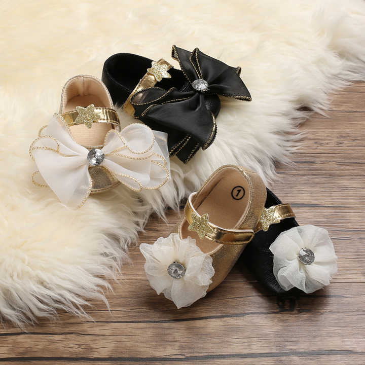 children's shoes 