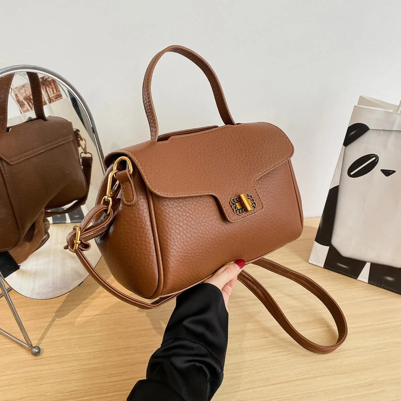 Handbags The latest fashion trends in women's handbags 