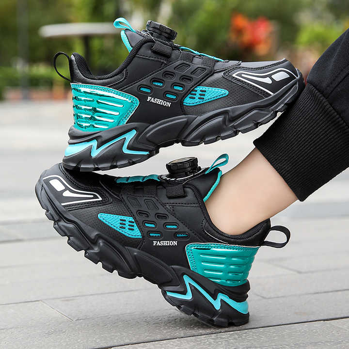 New high quality sneakers. 