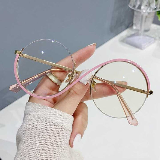 Fashionable casual sunglasses for women 