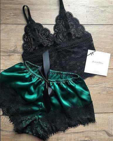 Women's sleepwear 