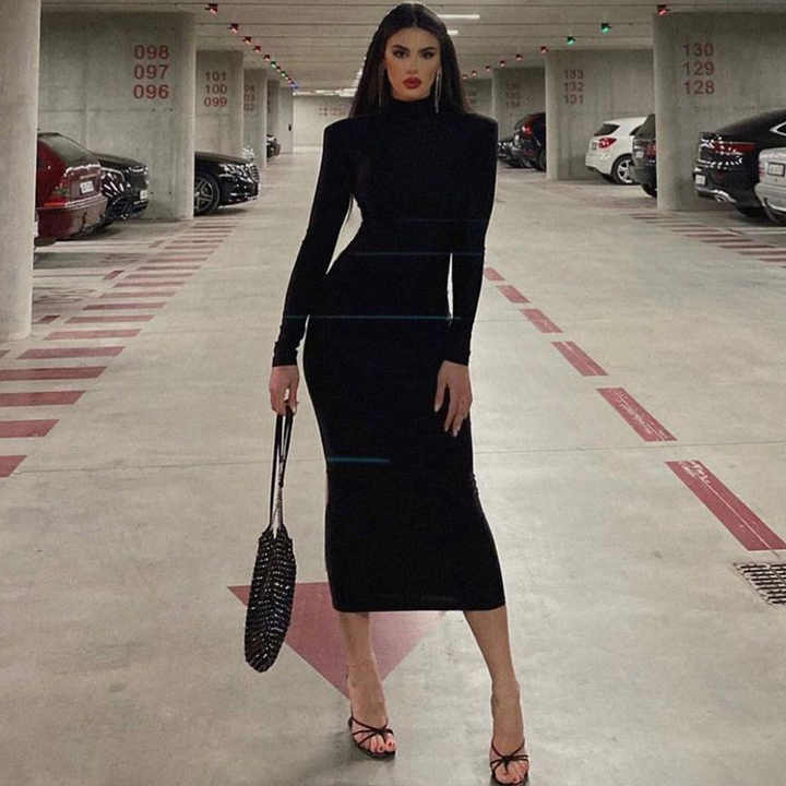 فستان نسائي طويلة