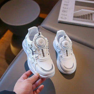 أحذية رياضية جلدية عالية الجودة للأطفال مقاومة . High Quality Children's Leather Waterproof