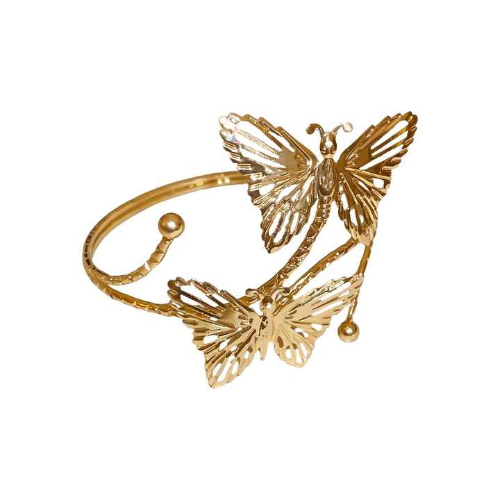 metal bracelet 