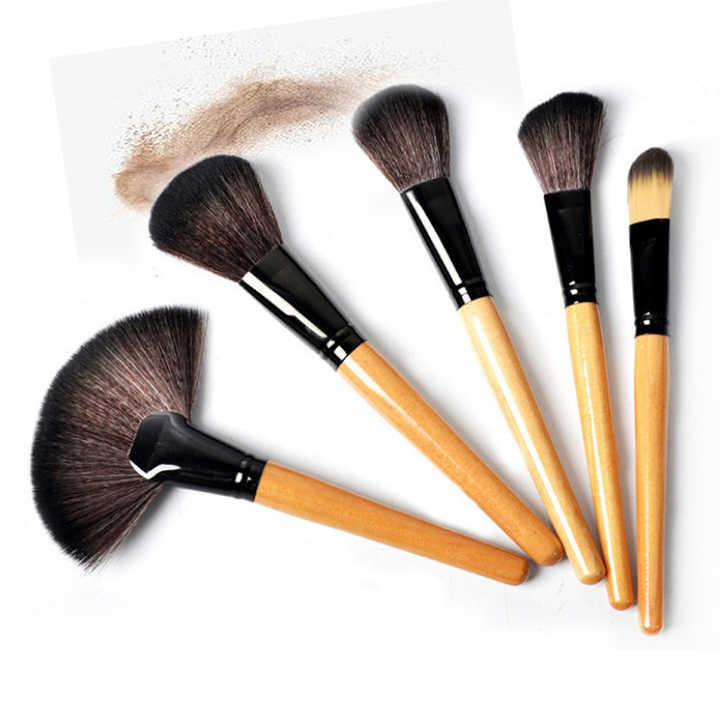 مجموعة فرش مكياج احترافية