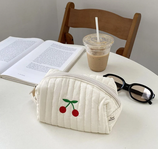حقيبة مكياج أنيقة ,Stylish makeup bag