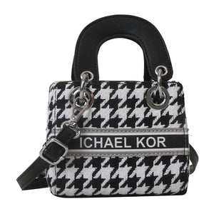 Stylish small handbags 