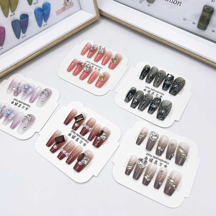 Private Label - Artificial Nails 