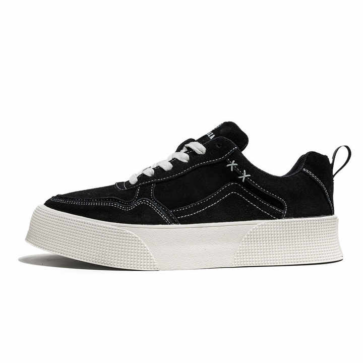 New board shoes for students 