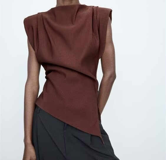 Stylish and versatile blouse
