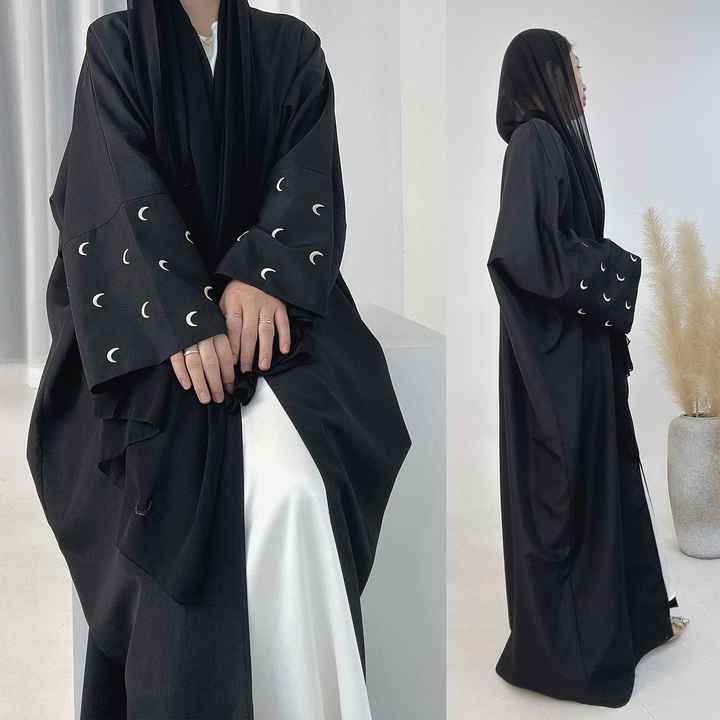 عبايه نسائيه ملونه