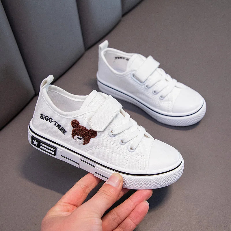 Classic girls' sneakers 