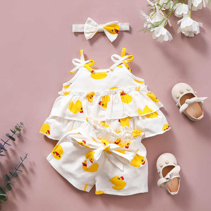 newborn girls 
