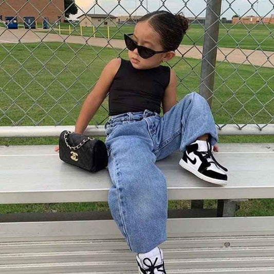 Girls' clothing 