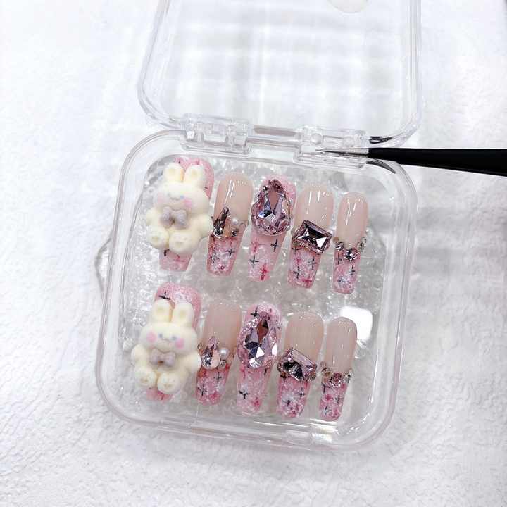 Artificial nails