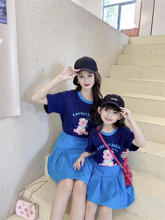 طقم الام و البنت - الأم والبنت