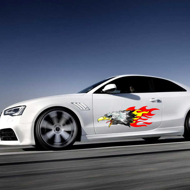 ملصقات السيارات