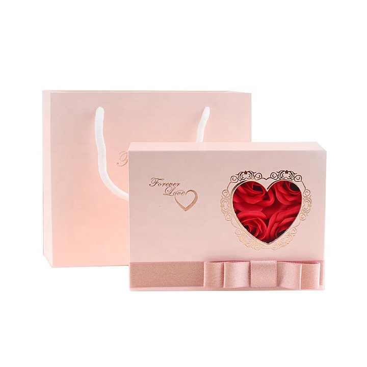 Gift Box Rose Flowers Christmas Gift Artificial Flowers. 