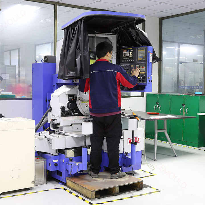 Endoscope injection molds/medical devices 